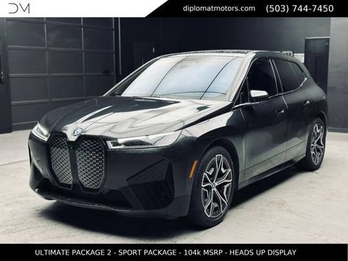 Used 2023 BMW iX xDrive50 w/ Ultimate Package 2 AWD/4WD image 1