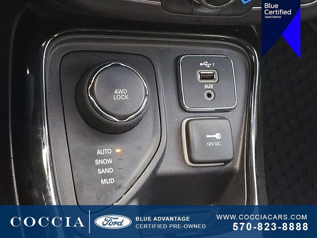 Used 2019 Jeep Compass Latitude AWD/4WD image 23