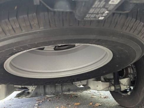 Used 2022 Ford F150 Lightning Pro image 14