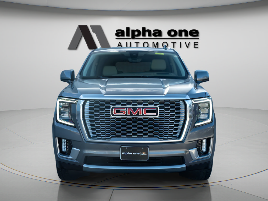 Used 2021 GMC Yukon Denali AWD/4WD image 2