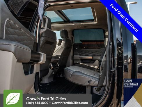 Used 2025 Ford F450 Platinum w/ Platinum Plus Package image 11