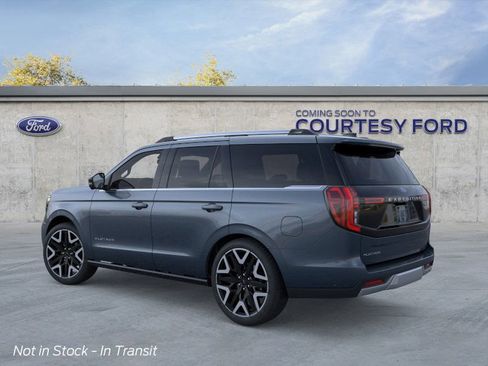 New 2026 Ford Expedition Platinum image 4