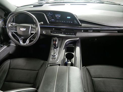 Certified 2022 Cadillac Escalade Sport w/ LPO, Floor Liner Package AWD/4WD image 10