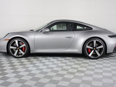Certified 2025 Porsche 911 Carrera S RWD image 2