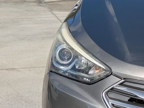 Used 2018 Hyundai Santa Fe Sport w/ 2.0T Ultimate Tech Package 05 image 7