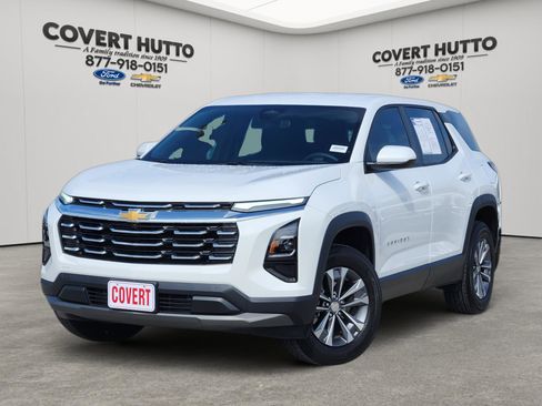 Used 2026 Chevrolet Equinox LT FWD image 1