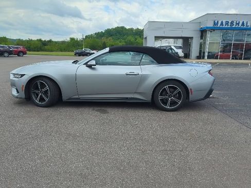 Used 2024 Ford Mustang Premium RWD image 31