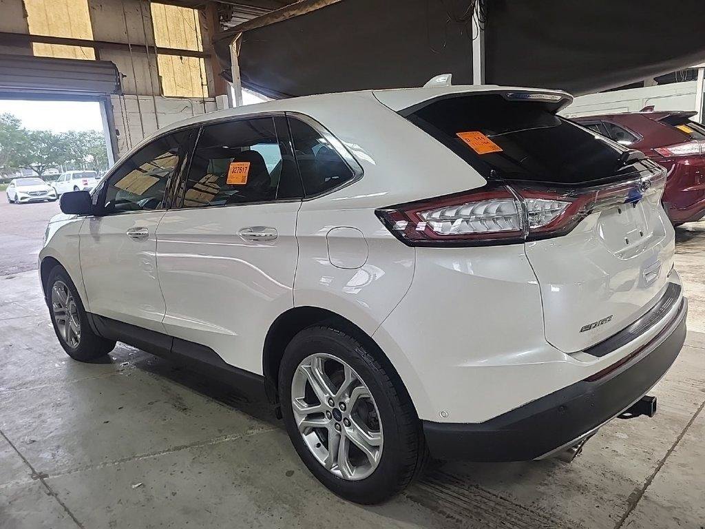 Used 2017 Ford Edge Titanium w/ Equipment Group 302A FWD image 4