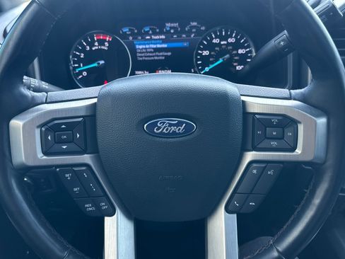Used 2022 Ford F350 Platinum AWD/4WD image 22