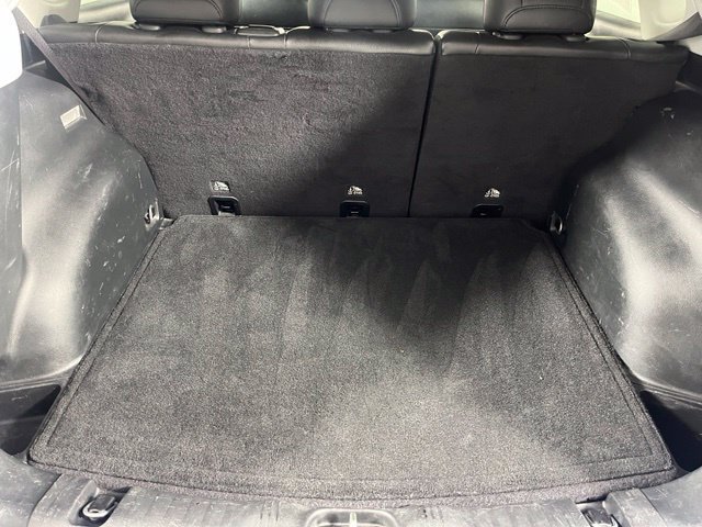Used 2018 Jeep Compass Latitude w/ Popular Equipment Group AWD/4WD image 37