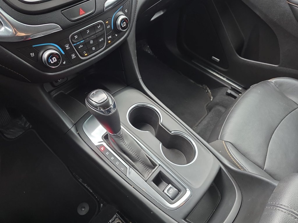 Certified 2018 Chevrolet Equinox Premier FWD image 29