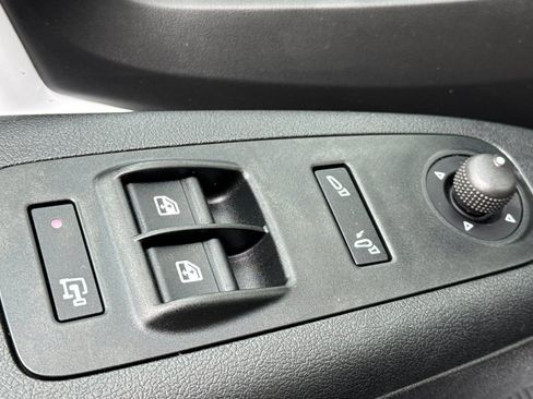 Used 2026 RAM ProMaster 2500 w/ Convenience Group FWD image 16