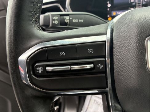 Used 2023 GMC Canyon Elevation w/ Elevation Premium Package AWD/4WD image 17