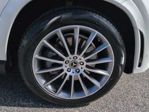 Used 2021 Mercedes-Benz GLE 450 4MATIC image 11