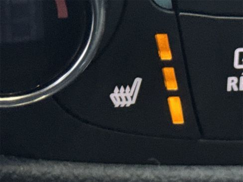 Used 2024 Chevrolet Equinox LT image 30