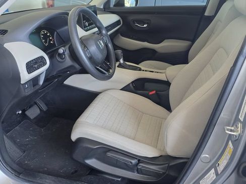 Used 2024 Honda HR-V LX image 16