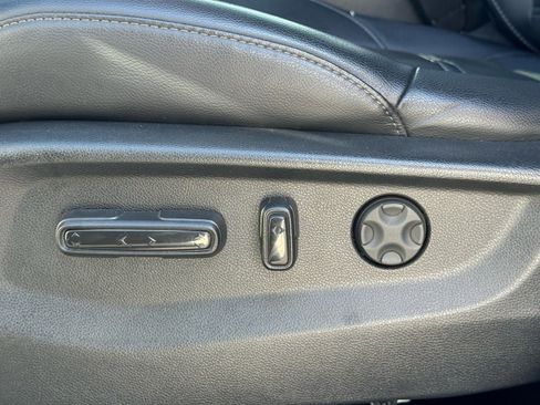 Used 2022 Honda CR-V EX-L image 19