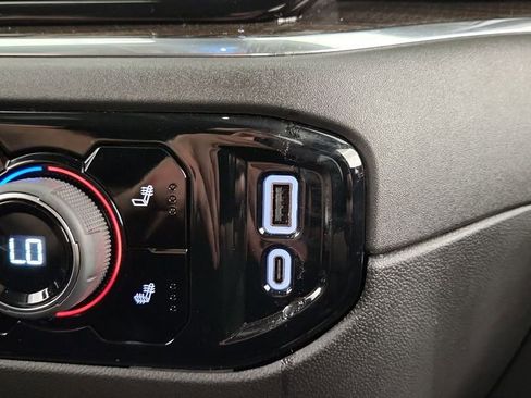 Used 2025 Chevrolet Silverado 2500 LT w/ All Star Edition image 17