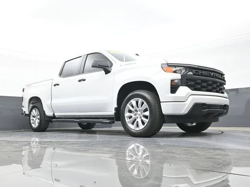 Used 2025 Chevrolet Silverado 1500 Custom AWD/4WD image 55