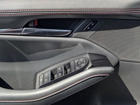 Certified 2025 MAZDA MAZDA3 Carbon image 27