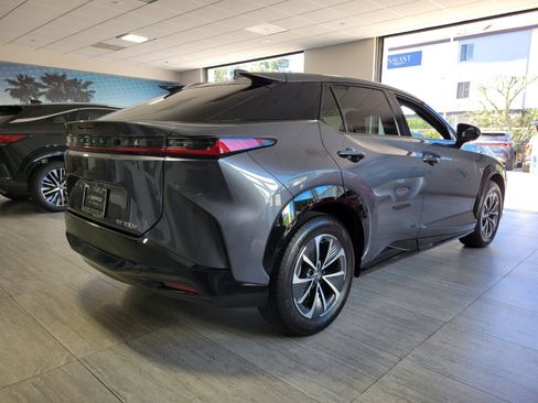 Certified 2025 Lexus RZ 300e w/ Accessory Package (2T) image 6