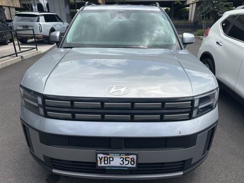 Used 2025 Hyundai Santa Fe SEL FWD image 8