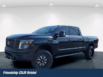 Used 2018 Nissan Titan SV w/ SV Convenience Package