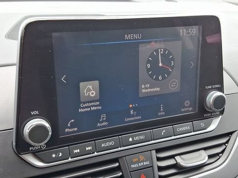 Used 2024 Nissan Altima 2.5 SR FWD image 17