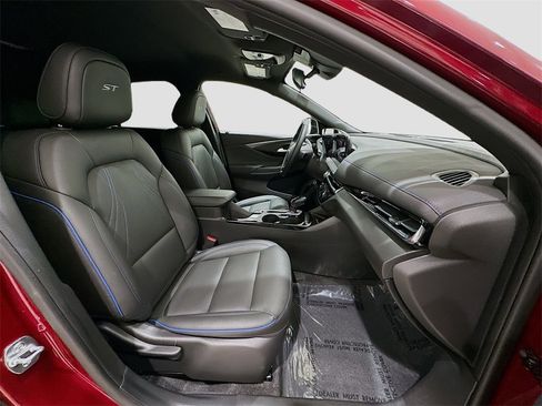 Used 2025 Buick Envista Sport Touring w/ Convenience I Package image 27