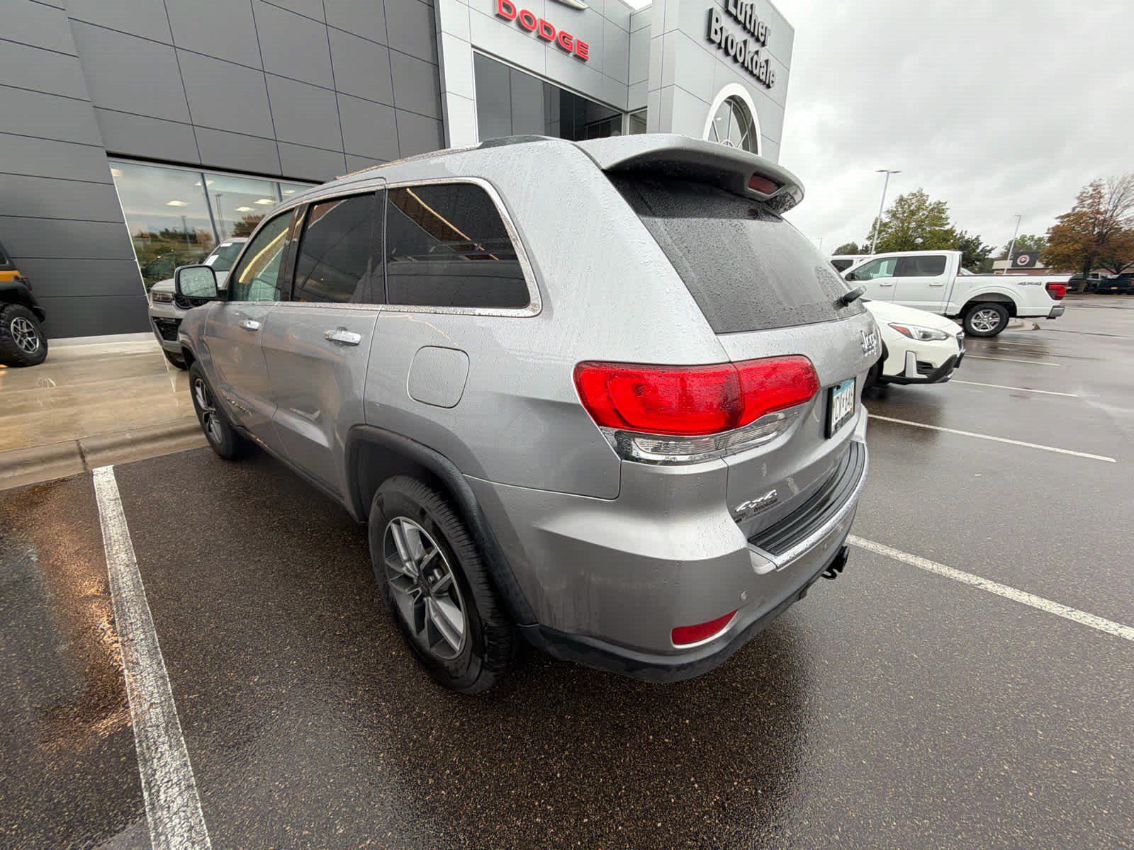 Used 2019 Jeep Grand Cherokee Limited w/ Trailer Tow Group IV AWD/4WD image 5