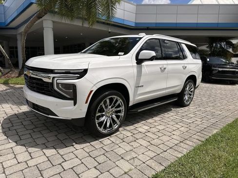 Used 2025 Chevrolet Tahoe LS AWD/4WD image 31