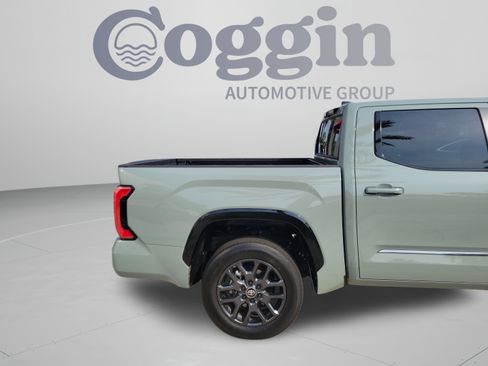 Used 2025 Toyota Tundra Platinum AWD/4WD image 34