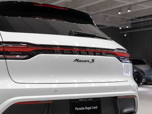 New 2026 Porsche Macan S image 31