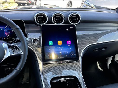 Used 2026 Mercedes-Benz GLC 300 4MATIC image 7