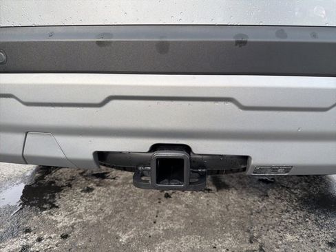 Used 2025 Honda Pilot TrailSport image 10