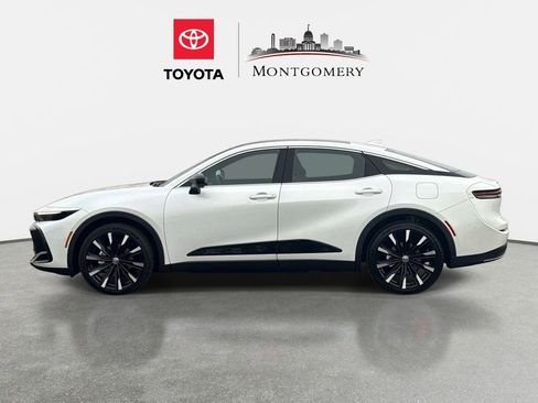 Used 2026 Toyota Crown Platinum image 7