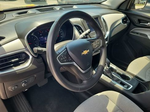Used 2022 Chevrolet Equinox LT FWD image 15