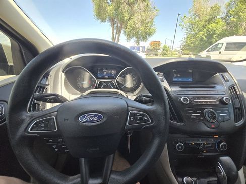 Used 2017 Ford Focus SE image 19