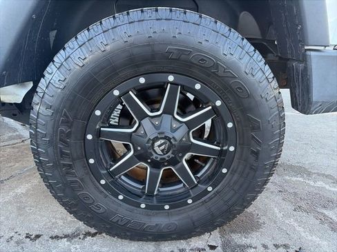 Used 2017 Jeep Wrangler Unlimited Sport w/ Quick Order Package 24S image 11