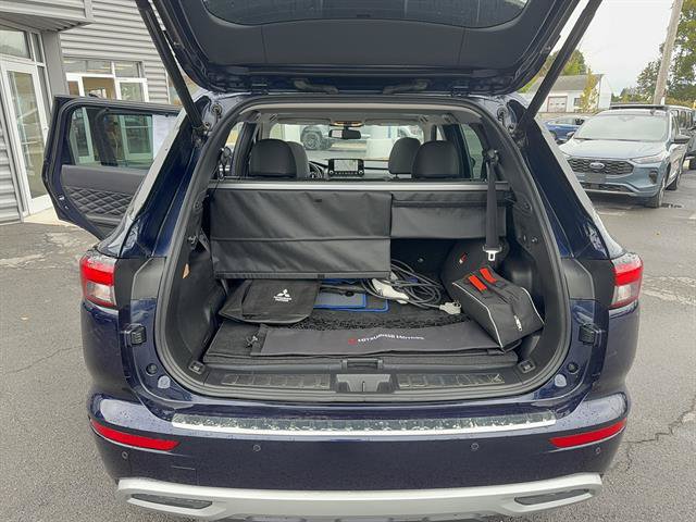 Used 2023 Mitsubishi Outlander SEL AWD/4WD image 20