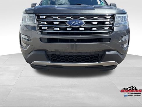 Used 2017 Ford Explorer Limited AWD/4WD image 5