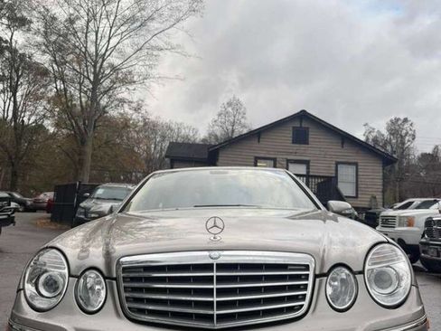 Used 2007 Mercedes-Benz E 320 BlueTEC Sedan image 9