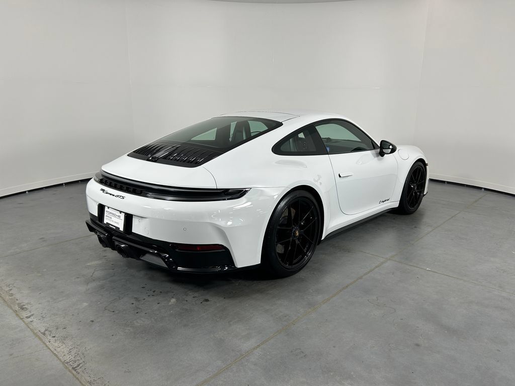 Certified 2025 Porsche 911 Carrera GTS RWD image 7