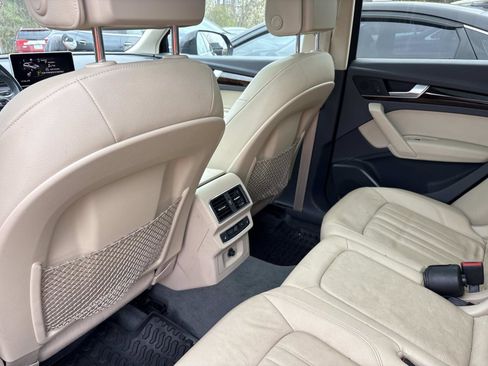 Used 2018 Audi Q5 2.0T Premium Plus w/ Premium Plus Package image 33