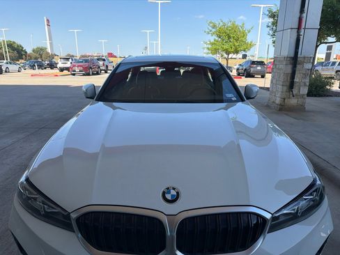 Used 2024 BMW 330i Sedan w/ Convenience Package RWD image 19