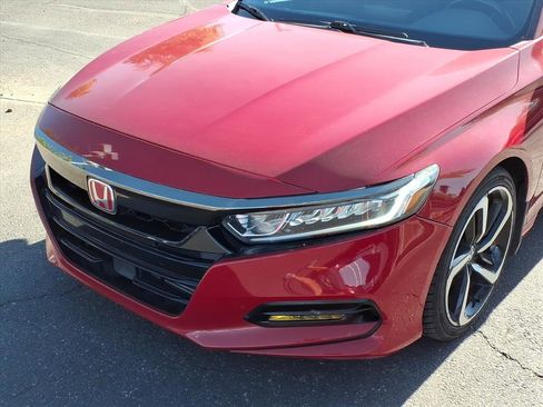 Used 2018 Honda Accord Sport image 7