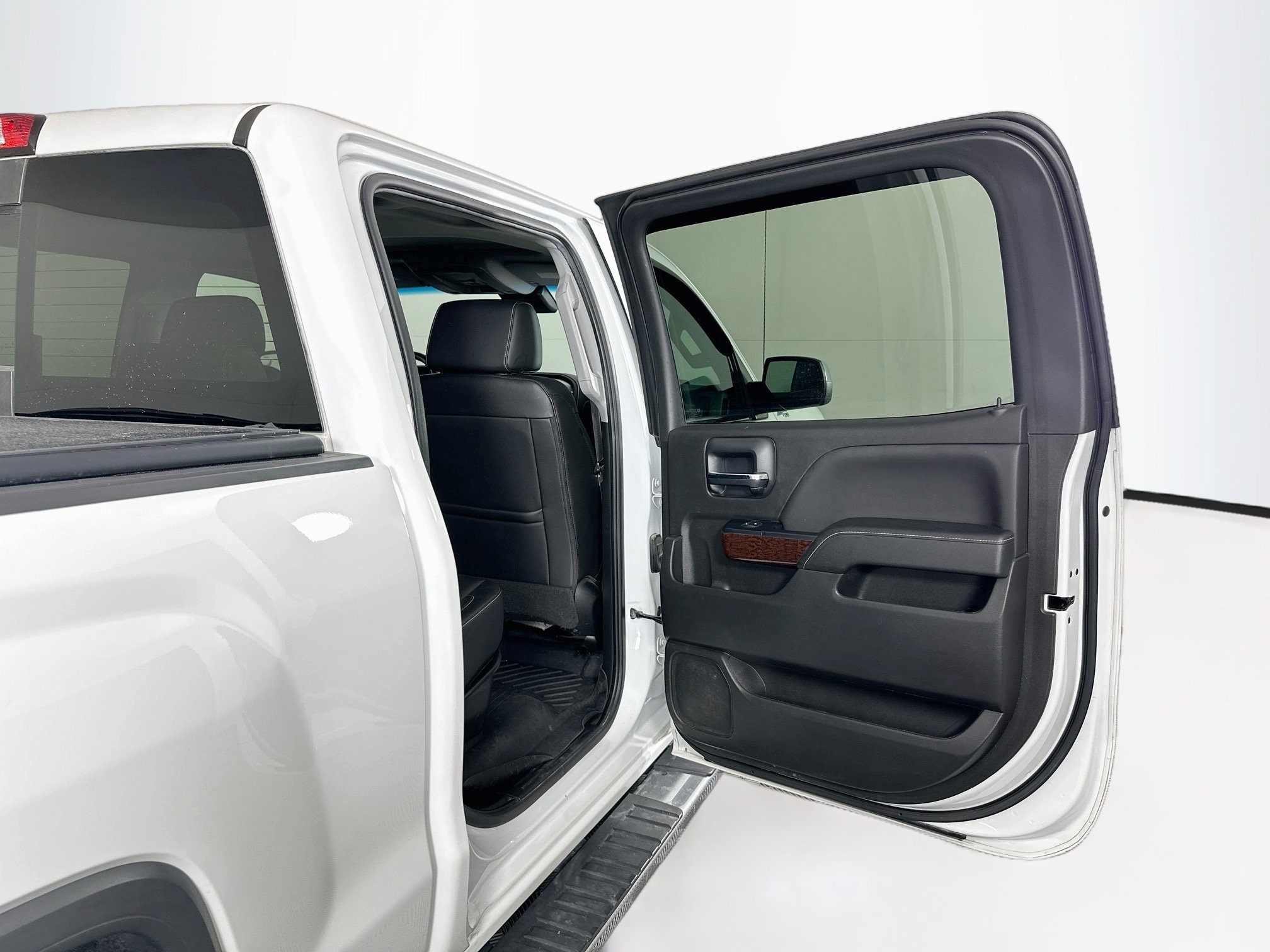 Used 2018 GMC Sierra 1500 SLT AWD/4WD image 30