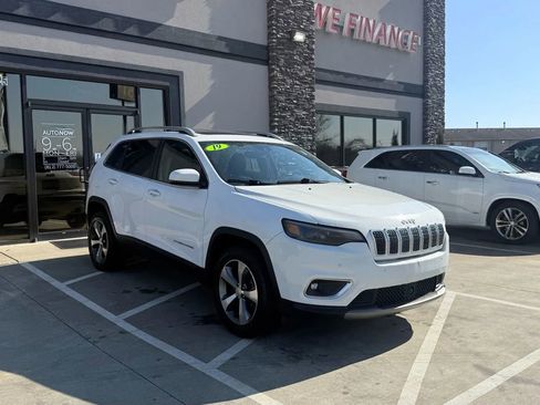 Used 2019 Jeep Cherokee Limited w/ Technology Group image 7