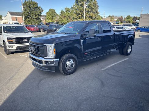 Used 2025 Ford F350 XL w/ XL Chrome Package image 8