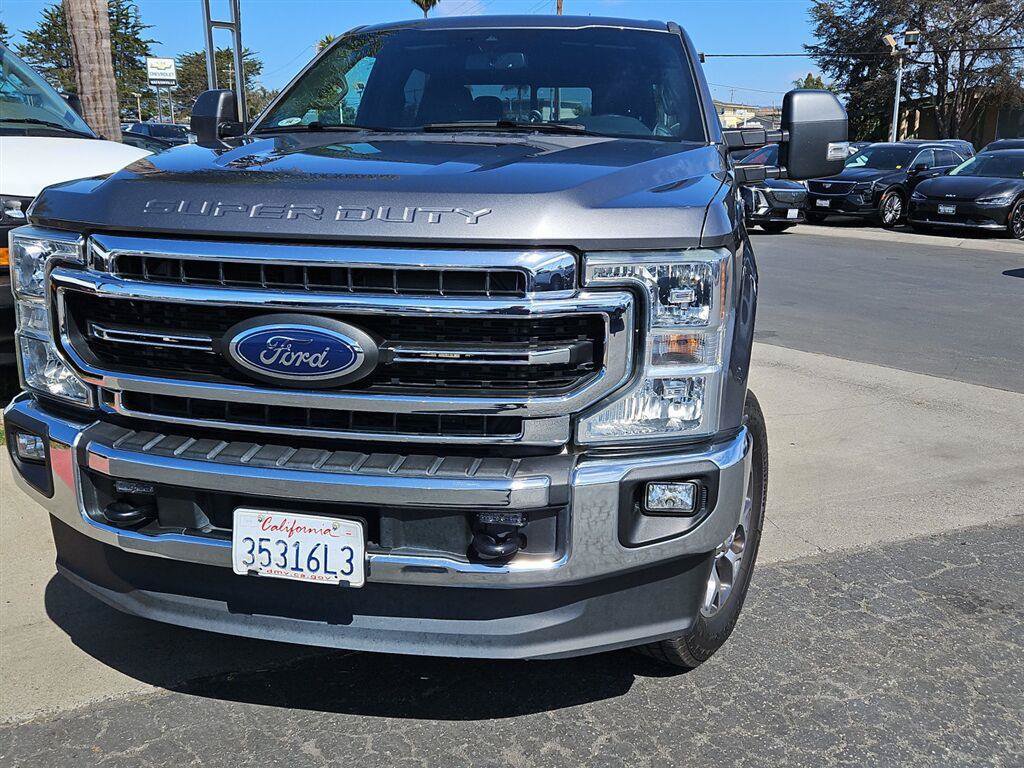 Used 2022 Ford F250 Lariat w/ Lariat Ultimate Package AWD/4WD image 2
